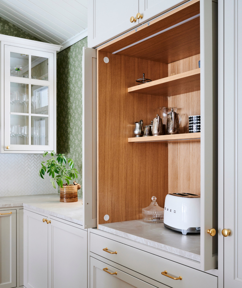 Breakfast pantry